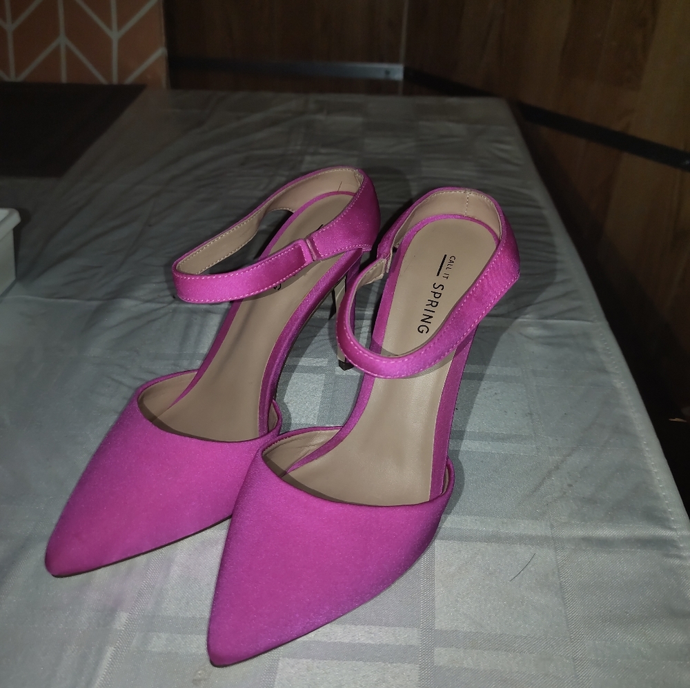 Pink heels - Picture 2 of 6